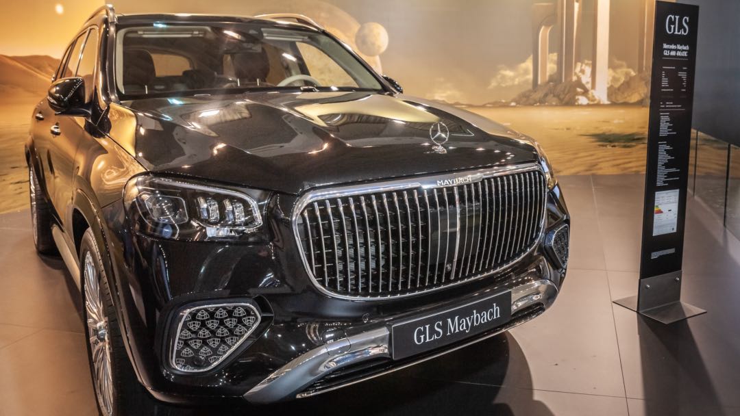 Mercedes Maybach - Pauls Auto Transport
