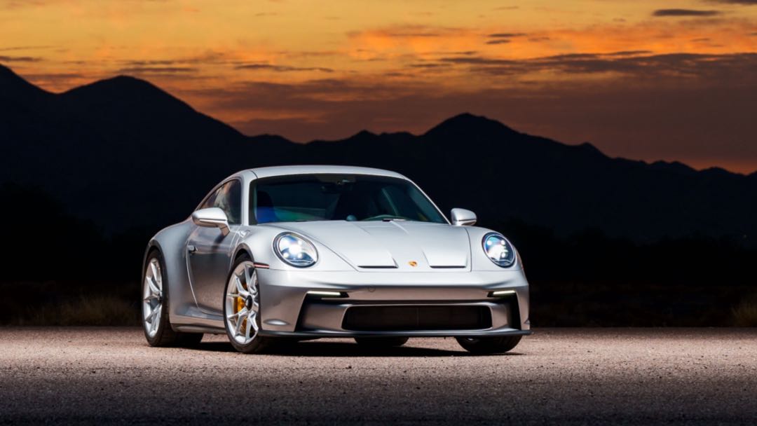 Porsche 911 - Paul's Auto Transport